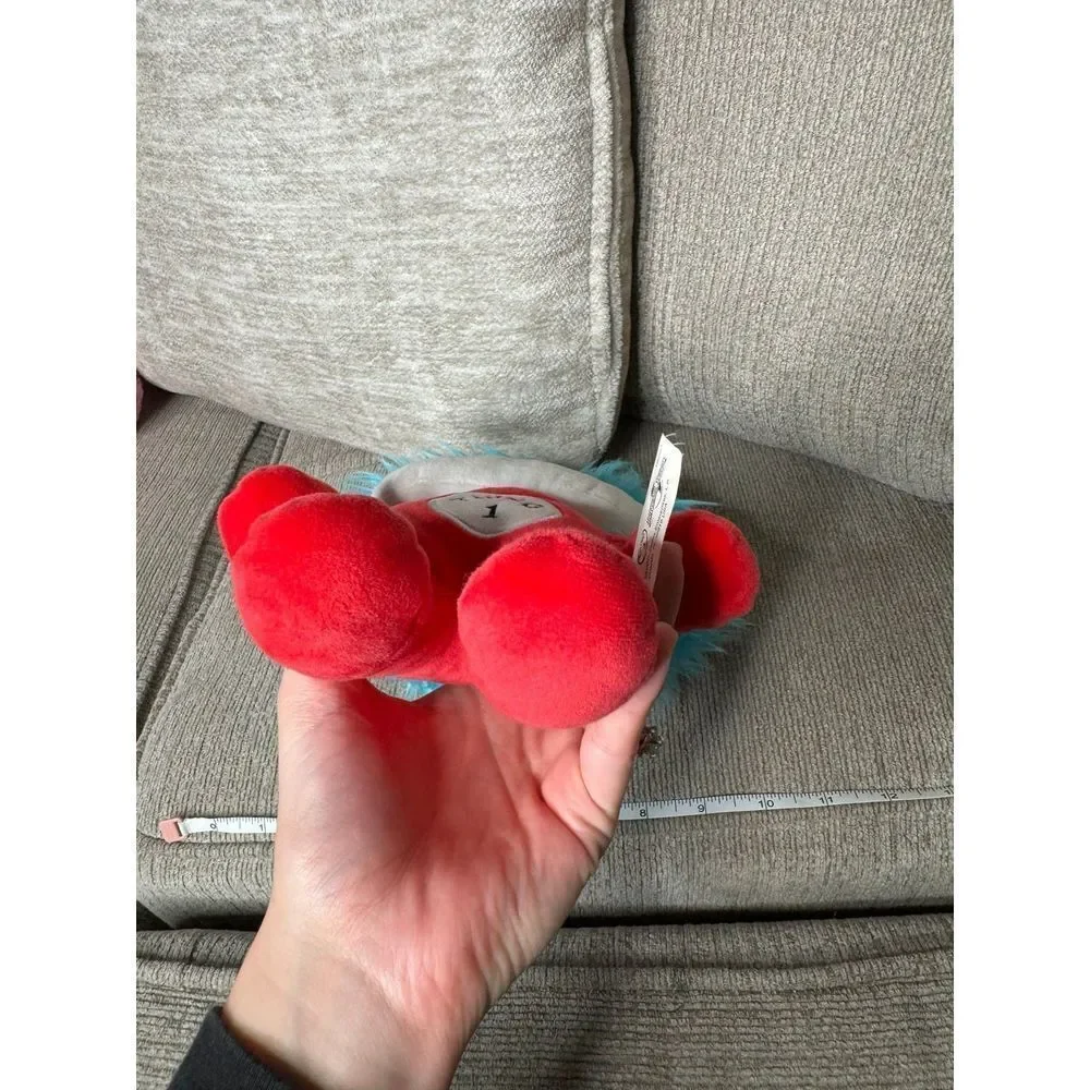 Universal‎ Studios Dr. Seuss Cat In The Hat Thing 1 Plush 9